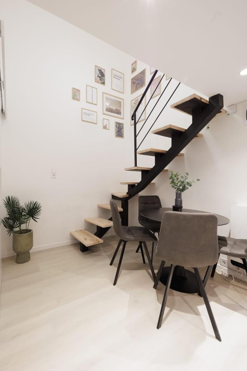 The Urban Chill Spot Harsfa Street Apartment Budapesta Exterior foto